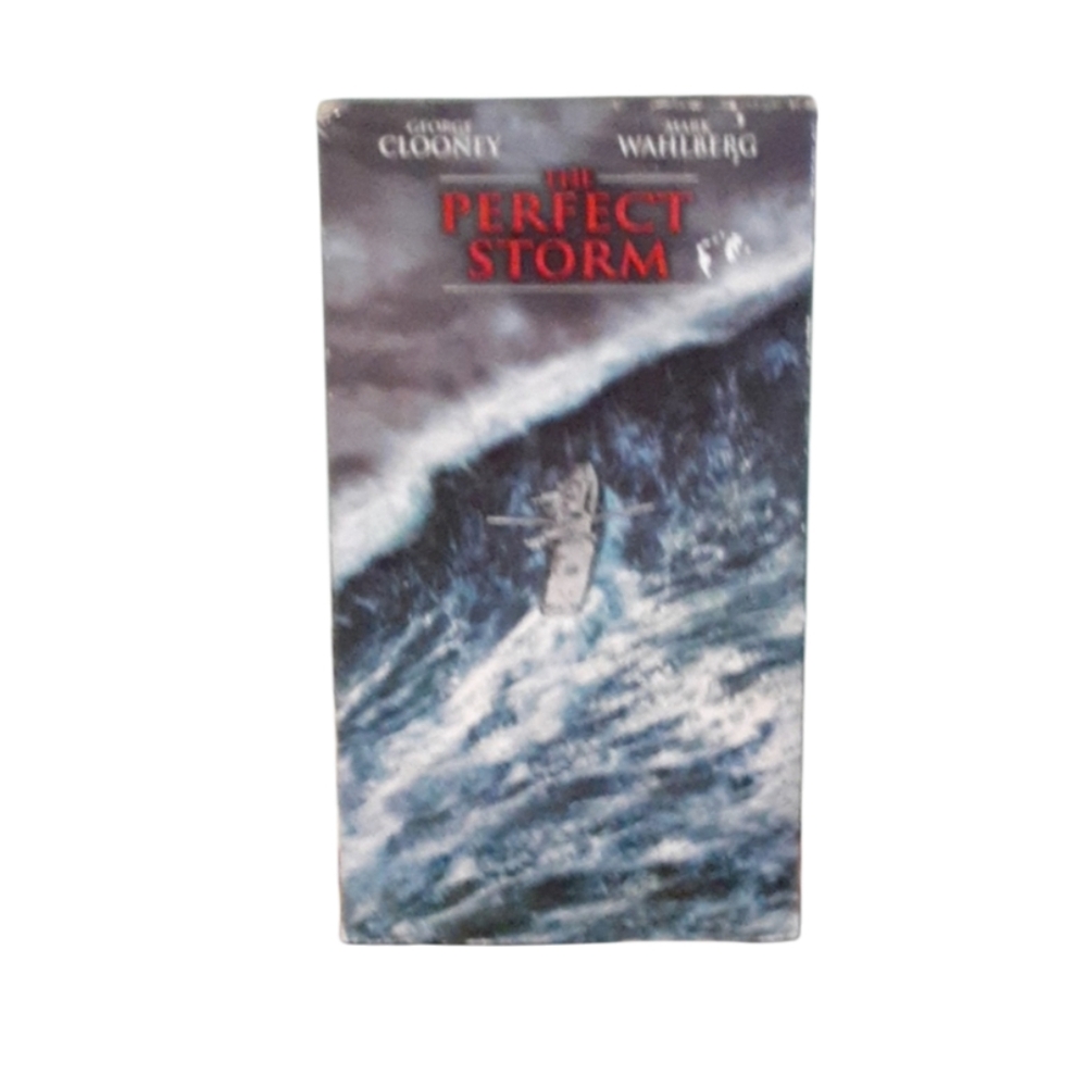 The Perfect Storm 2000  Thriller Drama vhs tape